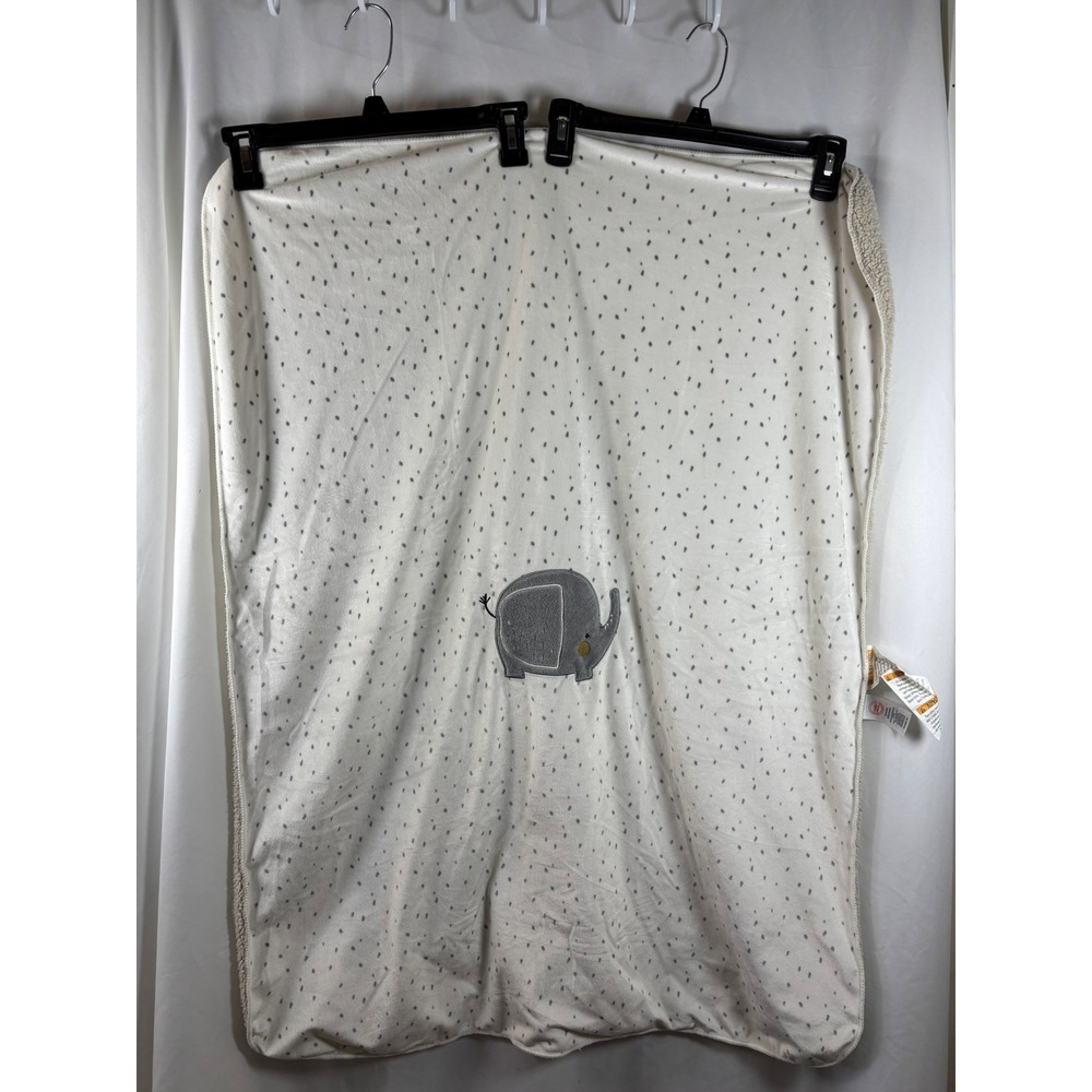 Wonder Nation Baby Blanket White Gray Elephant Sherpa Lined Plush Dotted Nursery